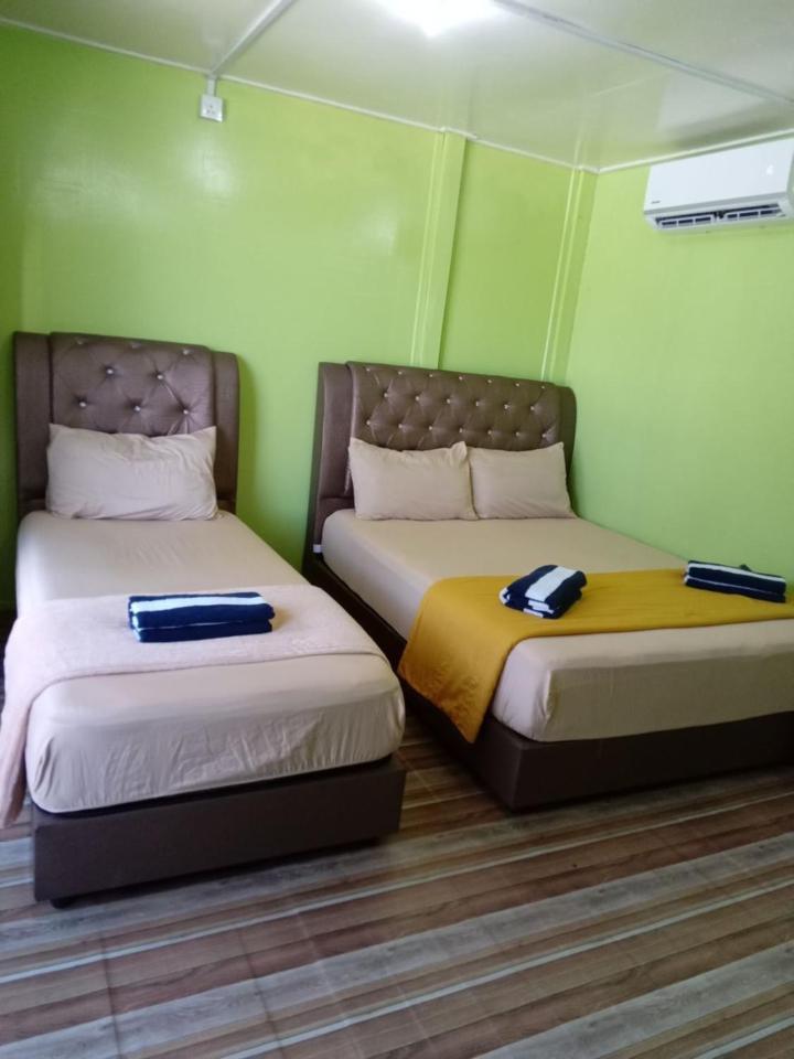 Oceanboys Inn Kampong Pasir Panjang  Екстериор снимка